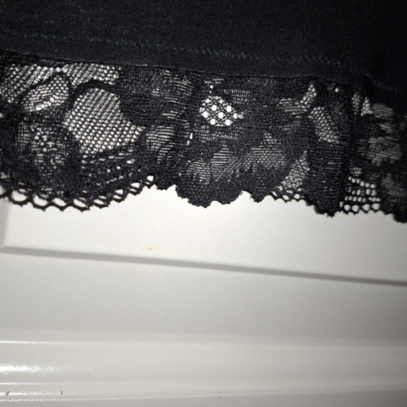 Victoria's Secret Lace Robe - Picture 4 of 6